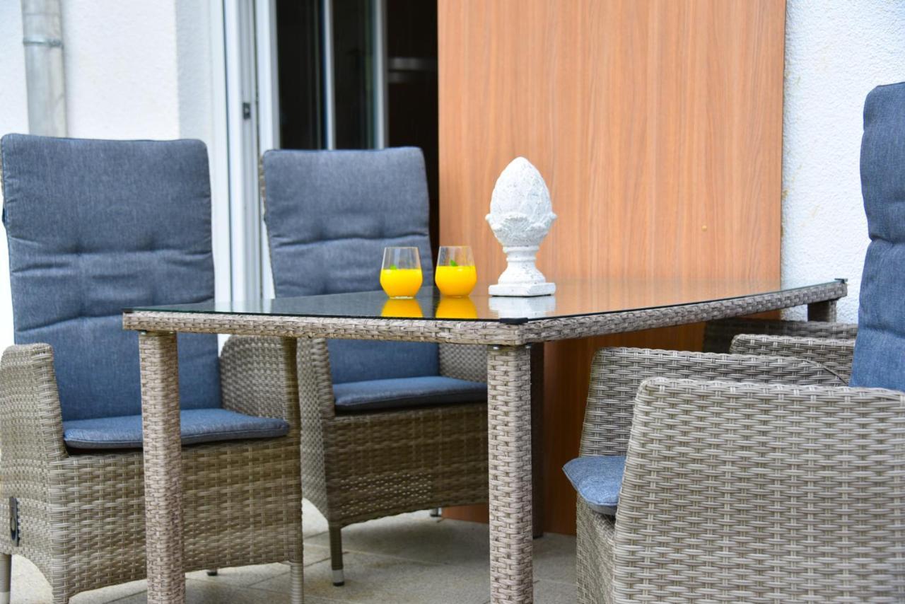 Appartamento Antike & Modern Deluxe 2 Mit Terrasse Leipheim Esterno foto